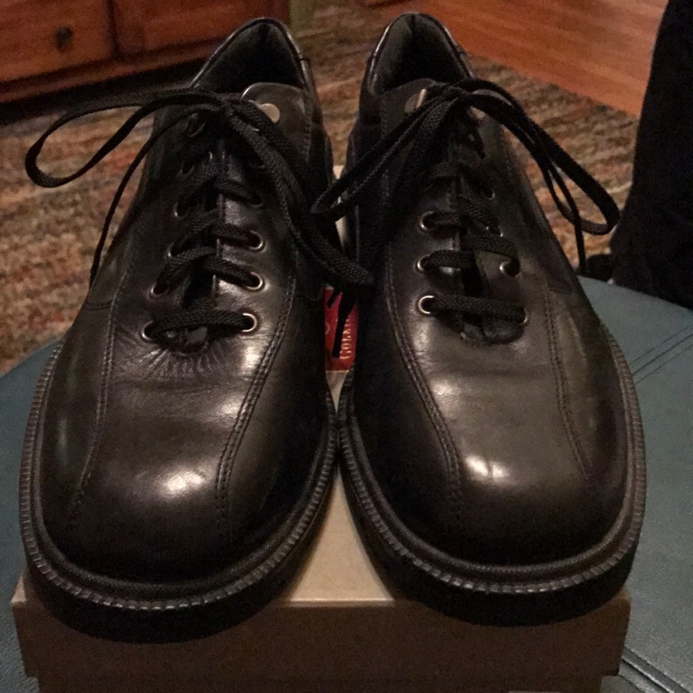 Men's Cole Haan 11.5 Air Jackson Split. TO